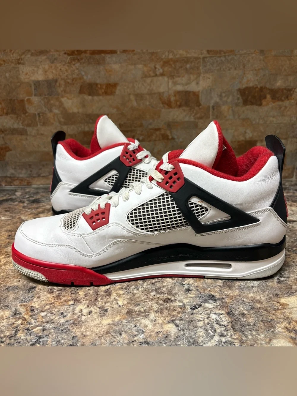 Jordan 4 Retro OG Mid Fire Red 2012 Size 14
